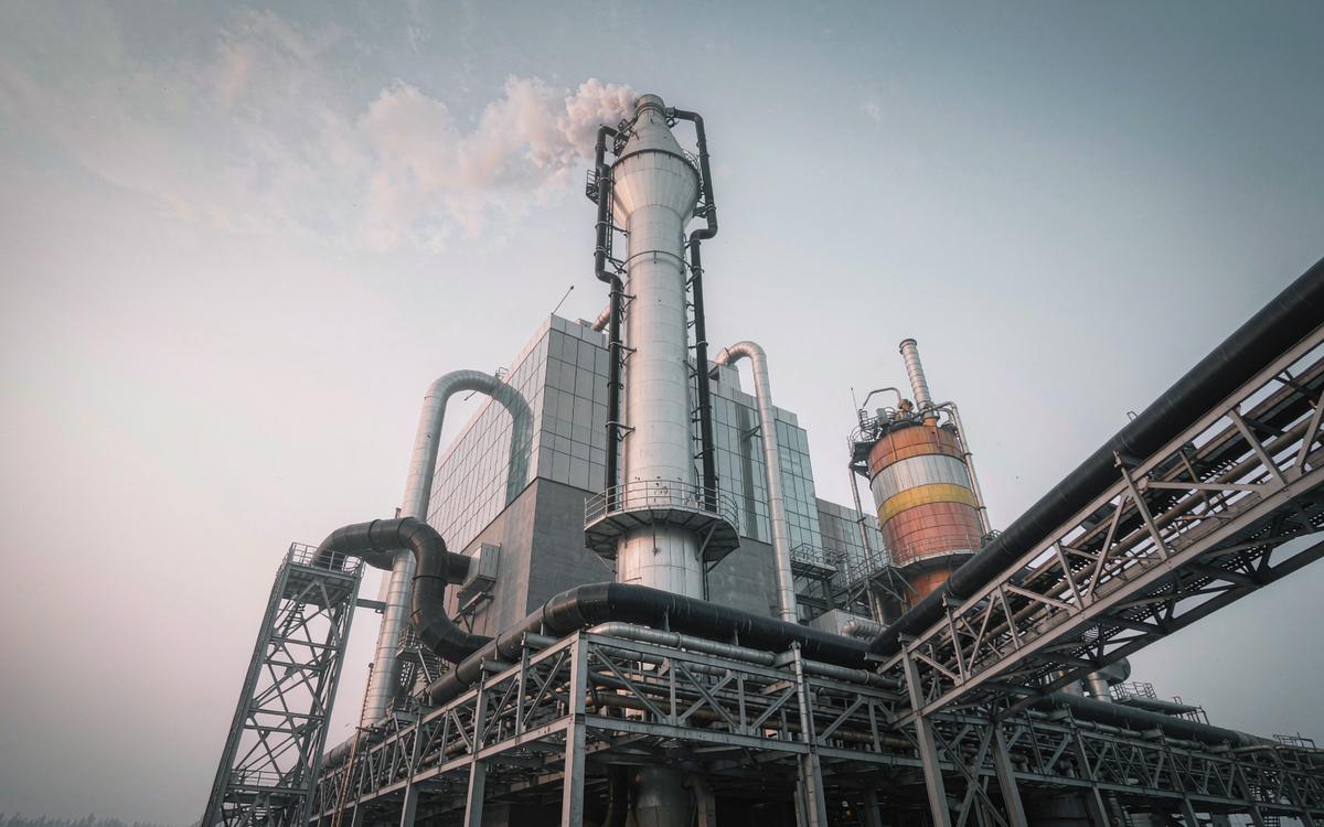 Pulp mill digester vessels